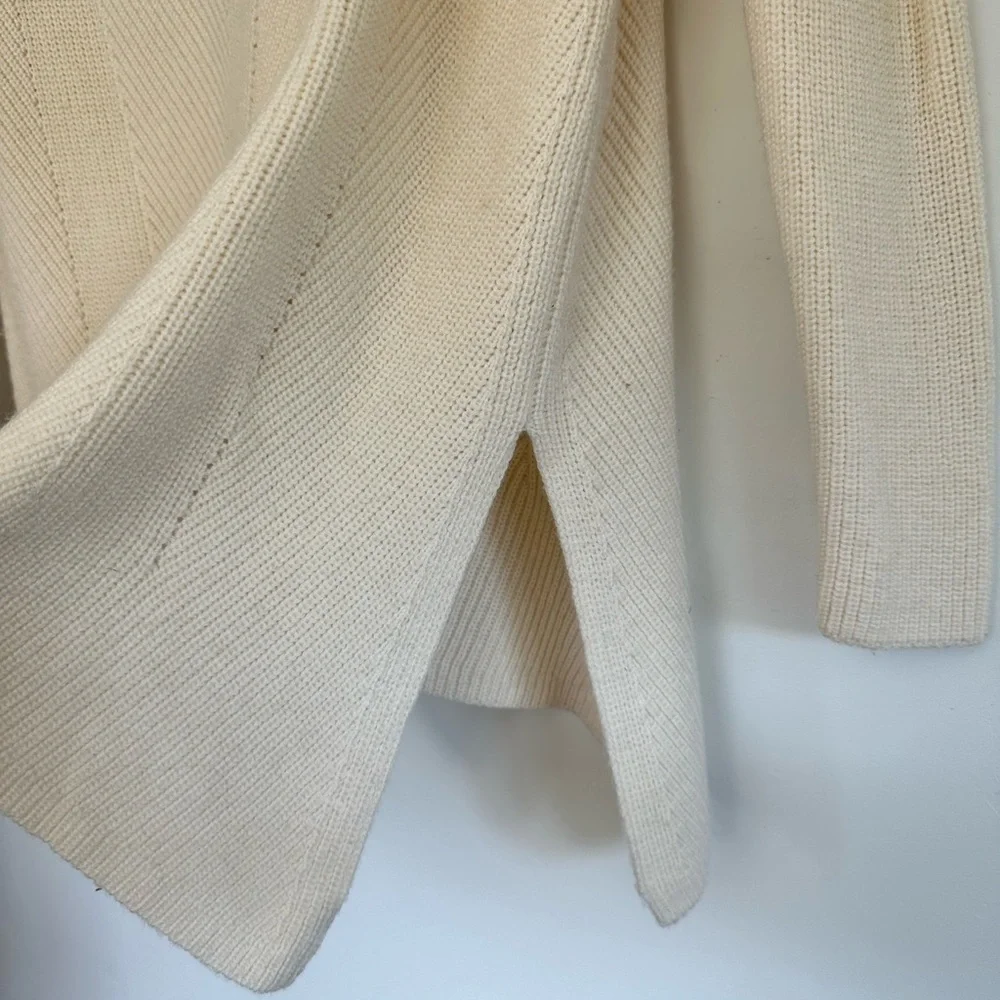 {Eileen Fisher} Sweater